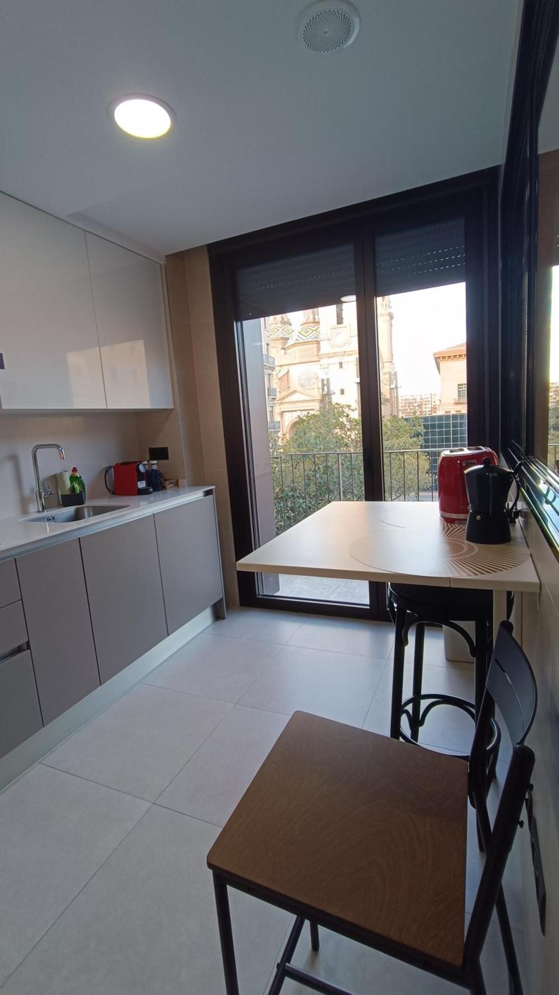 Appartement Lc Plaza Del Pilar à Saragosse Extérieur photo